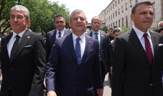 CHP'de 'B Planı' Devrede: 'Özgür Özel ve Ekibinin Yeni Partiye Geçeceği Tarih Sızdı' İddiası