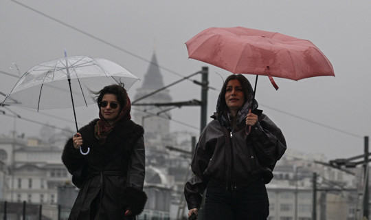 İstanbul'da Yaz Günü Kış Provası: Balkanlar'dan Gelen Dalga cumartesi Vuracak