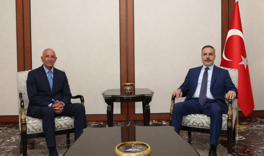 Ankara'da Kritik Zirve, Bakan Fidan Tom Barrack'la Görüştü