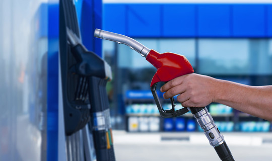 Salı Gününü Bekleyin: Brent Petrol Çakıldı, Motorine İndirim Kapıda