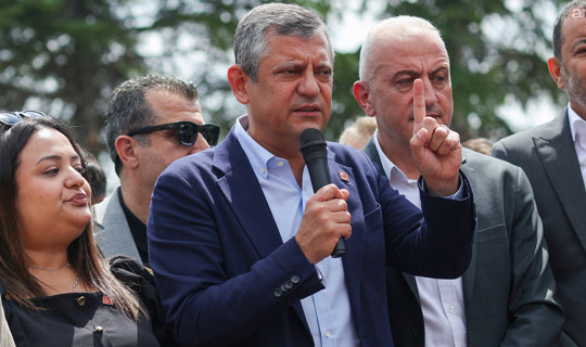 Özgür Özel Burdur'da Konuştu: 'CHP'yi Elimizden Almak İstiyorlar'