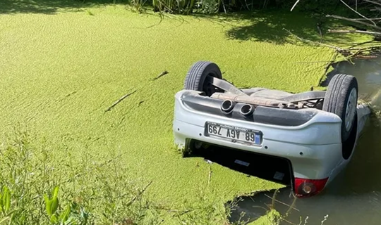 Aksaray’da Otomobil Kanala Düştü: 2 Ölü