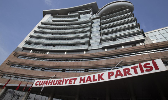 Kurultay Krizinde Yeni Perde: Kongreyi İptal Ettiren Delegelerden CHP Genel Merkezi'ne 'Yapamazsınız' İhtarı