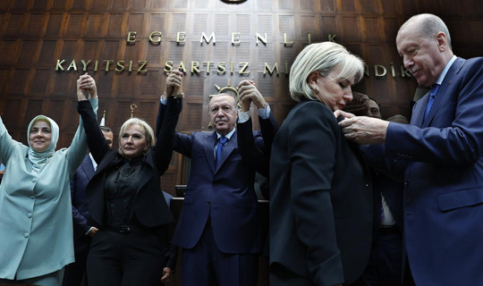 CHP'den İstifa Eden Nimet Özdemir AK Parti'ye Katıldı