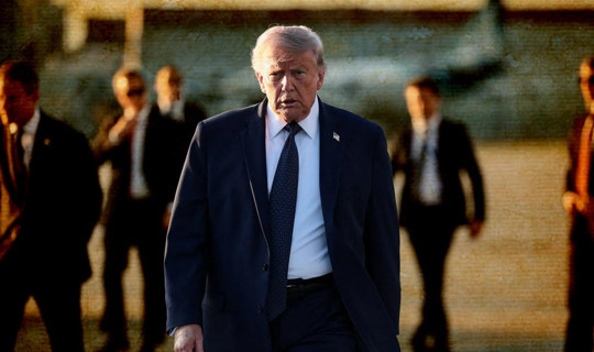 Trump'tan İran'a Hürmüz Boğazı Uyarısı: 'Görüşmeler Anında Sona Erer'