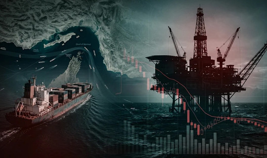 Dünyanın Gözü Hürmüz Boğazı'nda: Devlerin Gizli Pazarlığı Petrolü Ateşledi