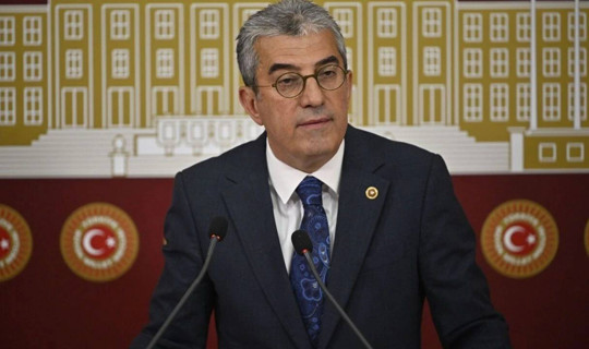 CHP'de Gökhan Günaydın'ın Grup Başkanvekilliği İade Edildi