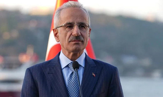Bakan Uraloğlu Duyurdu: 2026 NATO Zirvesi İçin Hatıra Pul Basıldı