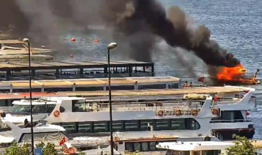 Haliç'te Can Pazarı: Alevlerin Arasından Denize Atlayarak Kurtuldular