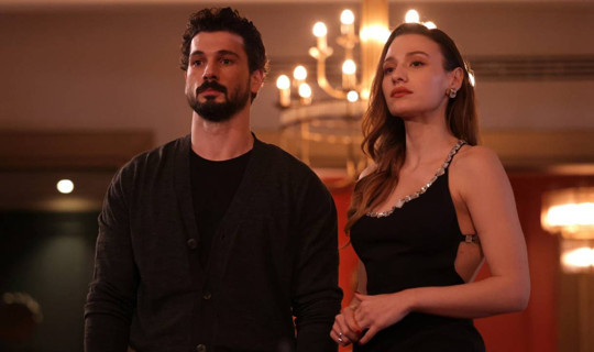 Yeraltı'nın Sultan'ı Sümeyye Aydoğan'ın İtalya Pozları Nefes Kesti