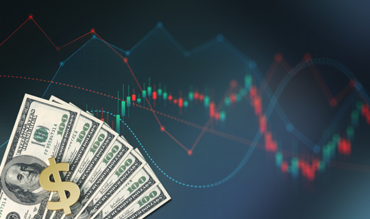 Dolar ve Euroda Dikkat Çeken Hareket: İşte Günün İlk Rakamları
