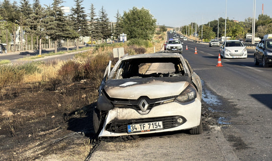 Seyir Halindeyken Alev Aldı, Biri Çocuk 3 Yaralı