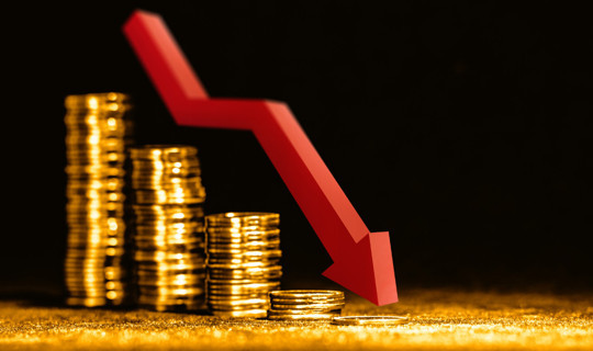 Altında Sert Düşüş! Fiyatlar İki Haftanın En Düşük Seviyesine Geriledi