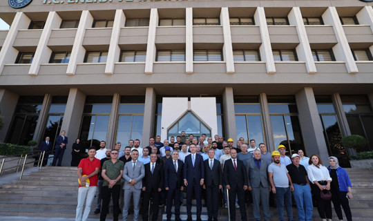 Dorun Madencilik İşçilerinden Bakan Bayraktar'a Ziyaret
