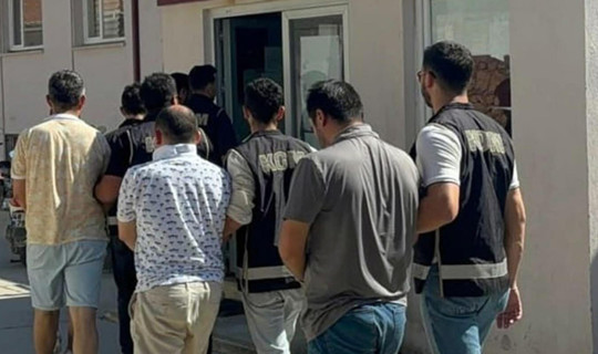 Muğla'dan Yurt Dışına Kaçmaya Çalışan 9 FETÖ Üyesi Yakalandı