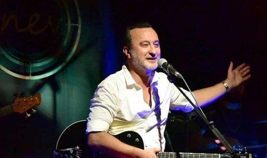 Ünlü Şarkıcı Nev’den Üzen Haber! Çoklu Organ Yetmezliği Nedeniyle Entübe Edildi