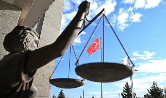 Adliyelerde Menfaat Şebekesi Çökertildi: 2'si Avukat 5 Şüpheli Gözaltında