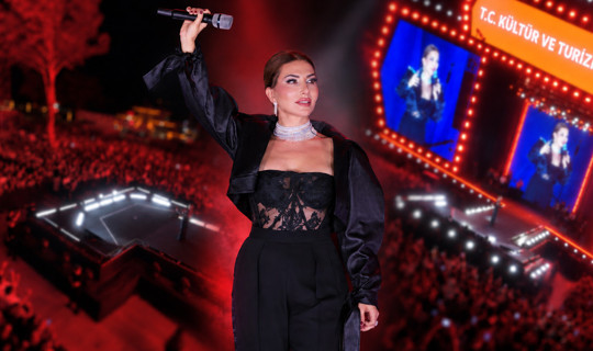 Sahne Şıklığı ve Dev Repertuvar Bir Arada: Kahramanmaraş’ta Ebru Yaşar İzdihamı