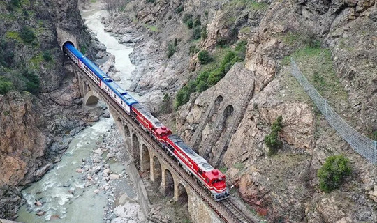 Turistik Karaelmas Ekspresi Yeniden Başlıyor