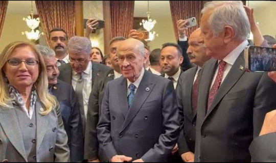 Devlet Bahçeli'den YENİ Parti'ye TBMM Tepkisi! 'Doğru Olmadı., Siyasete Yenilikler Getirmesi Gerekti, Getirmedi'