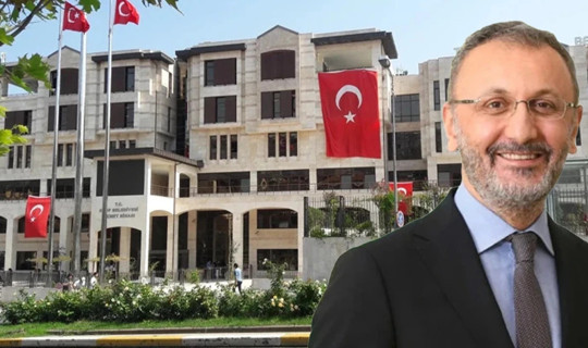 Eyüpsultan Belediyesi'ne Yolsuzluk Soruşturması: Başkan Özmen Dahil 17 Kişiye Tutuklama Talebi