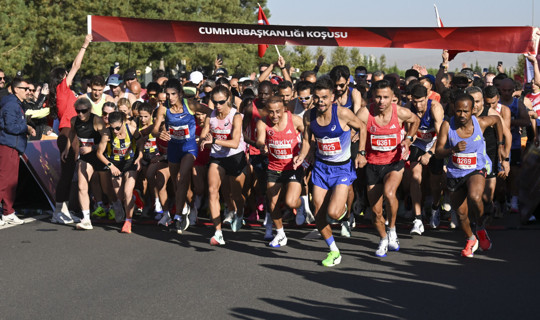 Cumhurbaşkanlığı Yarı Maratonu Ankara'da Başladı