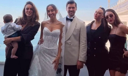 Ünlü Oyuncu Serhan Onat Dünyaevine Girdi! İlk Görüntüleri Nikah Şahidi Paylaştı