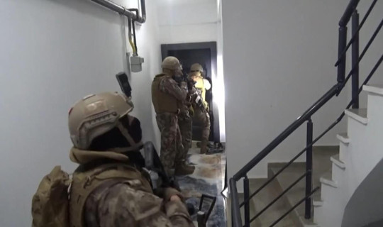 IŞİD'e 22 İlde Operasyon, Onlarca Gözaltı
