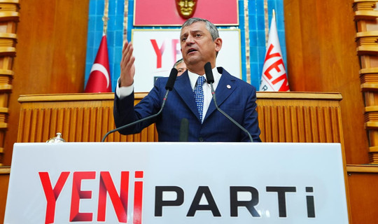 YENİ Parti Lideri Özel'den 'Fon Soruşturması' Çıkışı: 3 Kişi İstifa Etti Diye Borsaya Güven mi Gelecek?