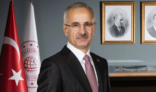 Orta Koridor’da Dev Adım: Bakan Uraloğlu Divriği-Kars-Gürcistan Hattı İhale Tarihini Açıkladı