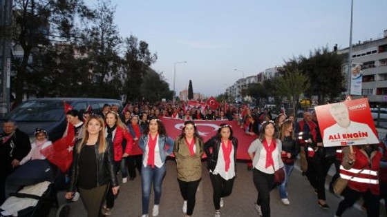 Ali Engin'den 10 bin kişi ile dev yürüyüş