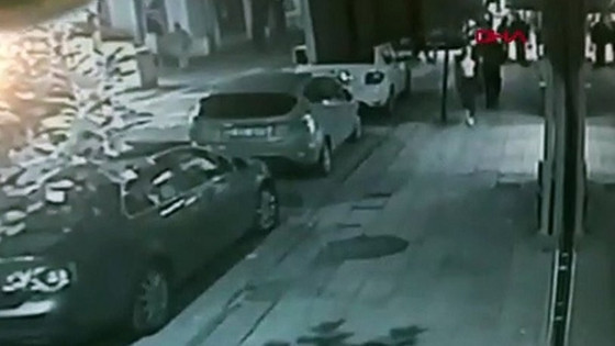 Katil zanlısının Ceren Özdemir'i takip ettiği görüntüler ortaya çıktı
