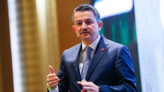 Yurttaşlar can derdindeyken Bekir Pakdemirli: Bana göre HES'ler bu işin sebebi yerine mağduru oluyor