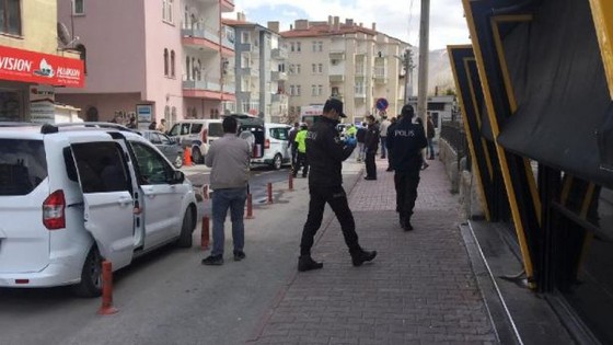 Hastaneden kaçan koronavirüs şüphelisi Afgan genç yakalandı
