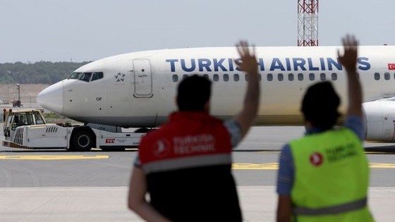 THY'nin 9 milyon sembolik yolculu 19 Mayıs özel uçuşu başladı