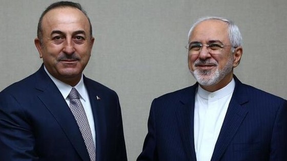 Çavuşoğlu, İran Dışişleri Bakanı Zarif ile bir araya geldi