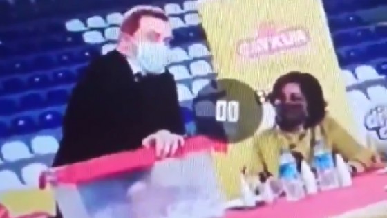 Çaykur’un işe alımında skandal görüntüler: Kurayı çekip beğenmediği isimleri geri attı!