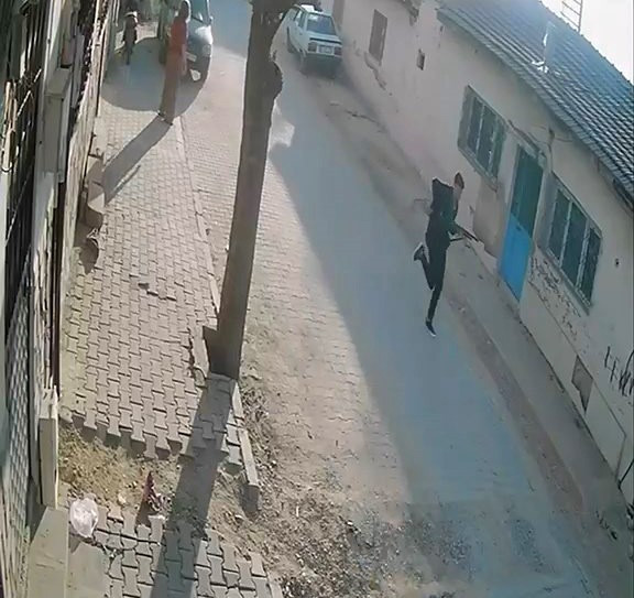 Bakan Gürlek Çok Yönlü Soruşturmayı Duyurdu: Okul Saldırısında Anne, Baba ve Dede de Gözaltında - Resim : 1