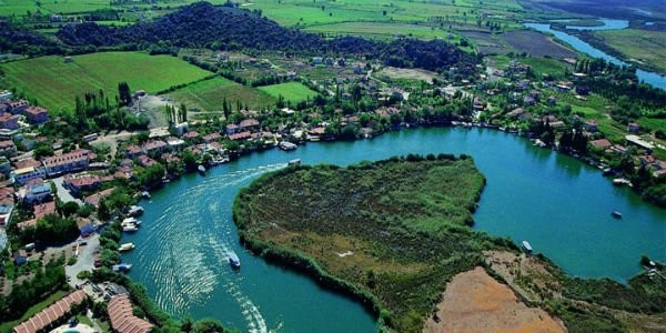 Büyük şehirlerden kaçmak isteyenler için yaşanabilecek sahil kasabaları - Resim: 11