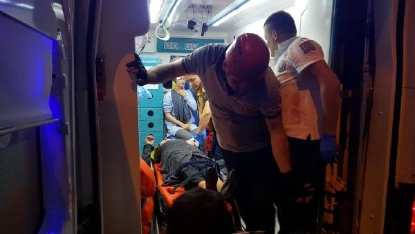 Zonguldak'ta yolcu otobüsü, TIR'a çarptı: 1 ölü, 17 yaralı - Resim: 4