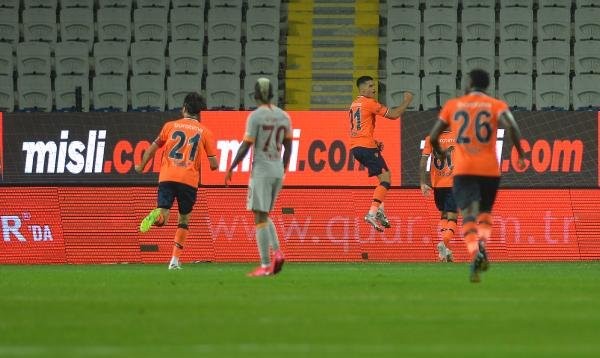 Başakşehir - Galatasaray maçından kareler - Resim: 14