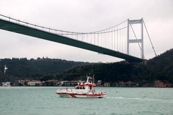 İntihar girişimi FSM trafiğini kilitledi - Resim: 4