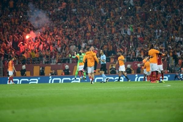 Galatasaray'ın şampiyon olduğu Başakşehir maçından kareler - Resim: 15