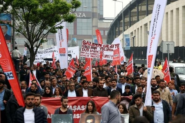 CHP İstanbul Gençlik Kolları'ndan Deniz Gezmiş anması - Resim: 3