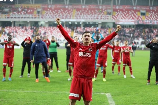 Demir Grup Sivasspor - Göztepe maçından kareler - Resim: 16