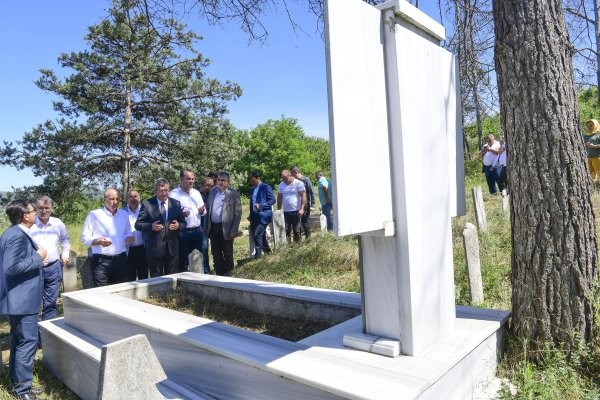 Muharrem İnce'den Nuri Turgut Adalı'nın mezarına ziyaret - Resim: 3