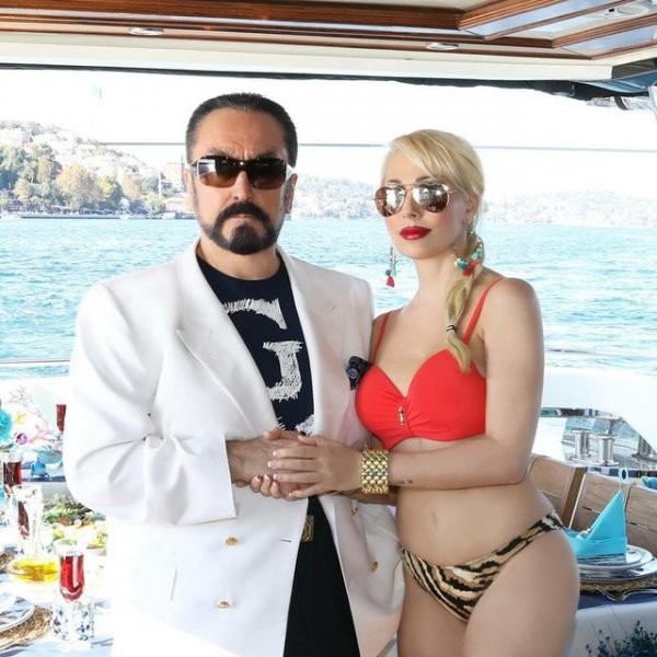 Adnan Oktar'ın müritleri hakkında çarpıcı bilgiler... - Resim: 8