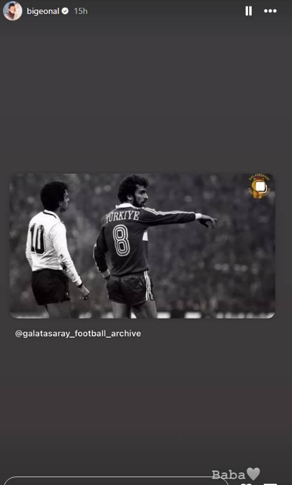 Ünlü Oyuncunun Babası Futbol Efsanesi Çıktı! 'Baba' Paylaşımını Görenler Şaşkına Döndü - Resim : 1