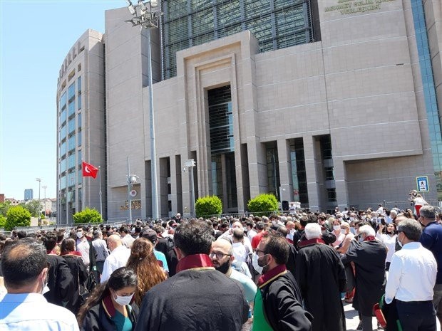 Avukatlardan, iktidarın çoklu baro sistemi düzenlemesine protesto - Resim: 7