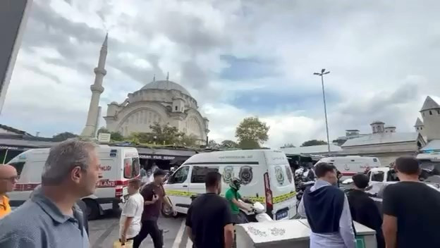 İstanbul'un Göbeğinde Çatışma: Döviz Bürosu Kan Gölüne Döndü, Ölü ve Yaralılar Var - Resim : 1